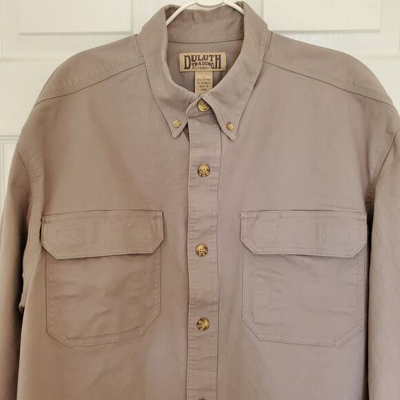 Duluth Mens Heavyweight Button-Down Long-Sleeved Shirt Gray/Taupe Size L - Picture 2 of 9